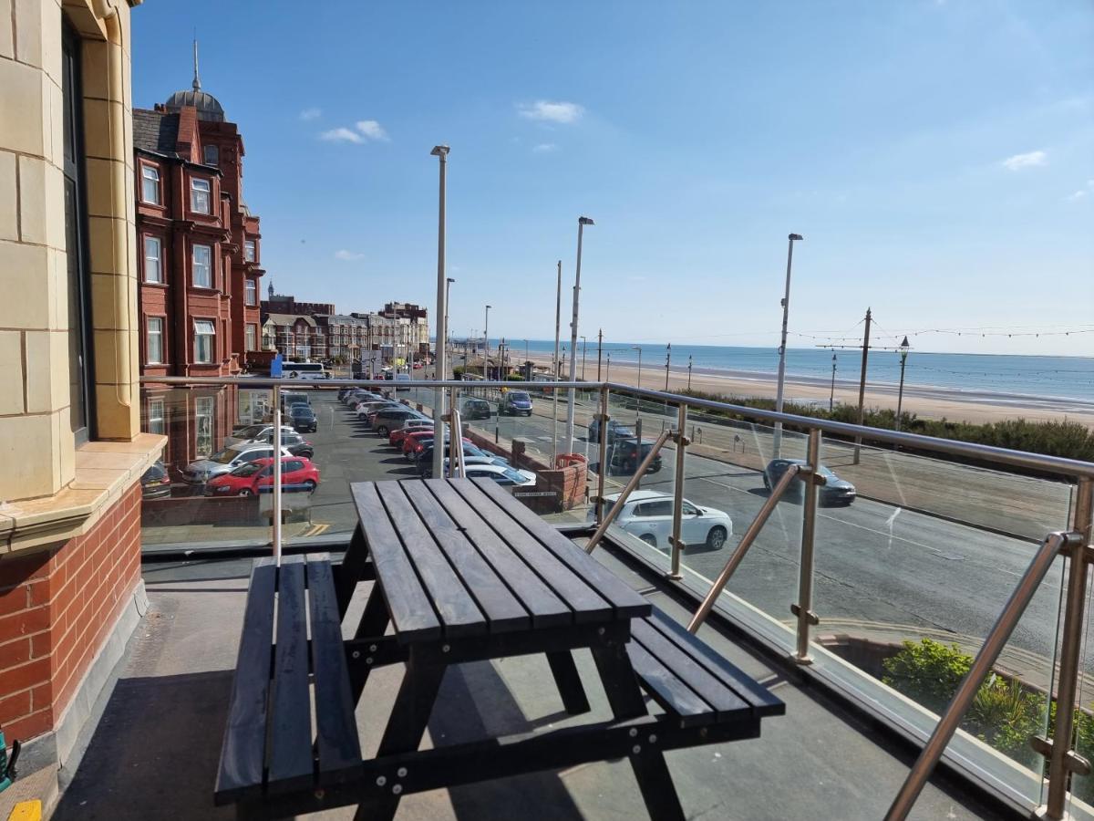 Apartment Granada Berkeley Blackpool